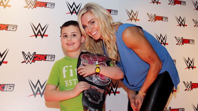 WWE Photo