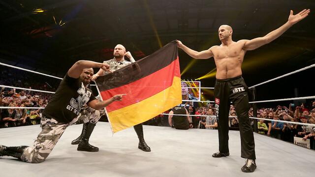 WWE Photo