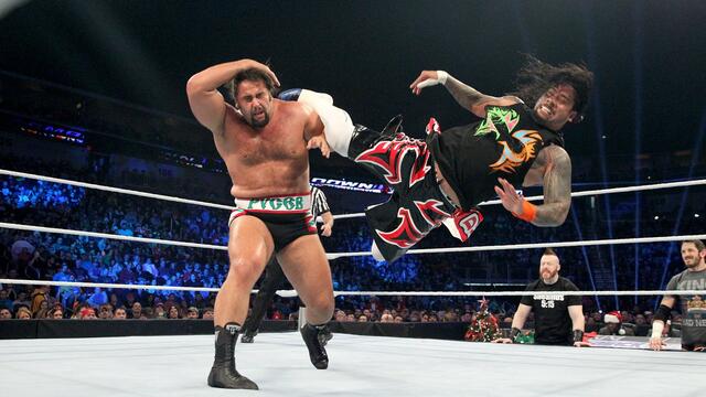 WWE Photo
