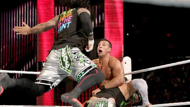 WWE Photo