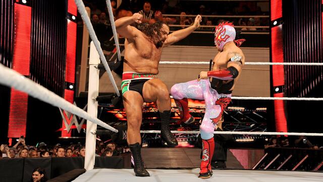 WWE Photo