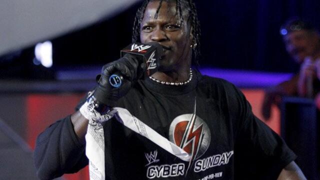WWE Photo