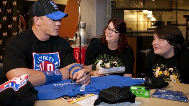 WWE Photo