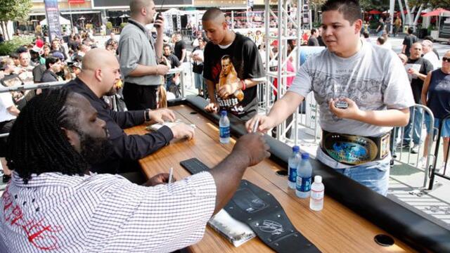 WWE Photo