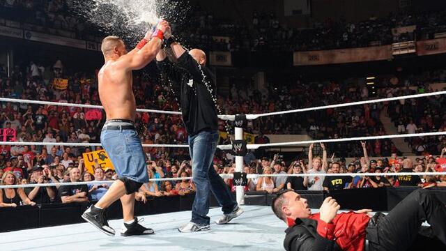 WWE Photo