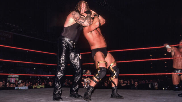 Taker＆triple H＆stone cold FULL MATCH: Undertaker vs. “Stone Cold” Steve Austin & Triple H