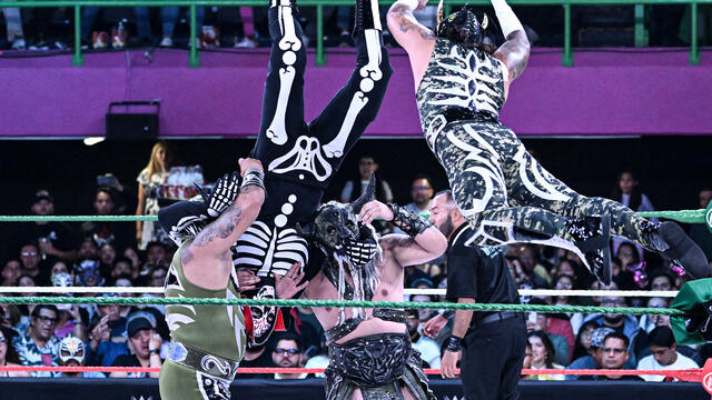WWE Photo