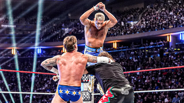 WWE Photo