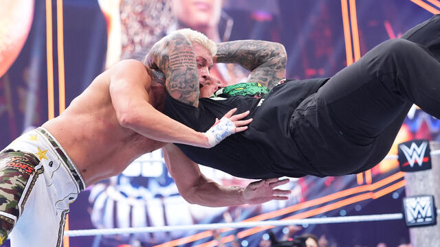 WWE Photo