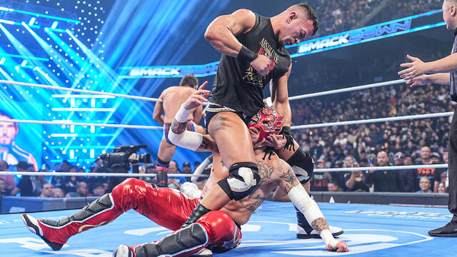 WWE Photo
