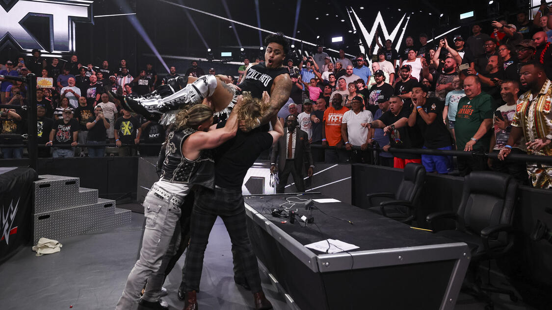 WWE Photo