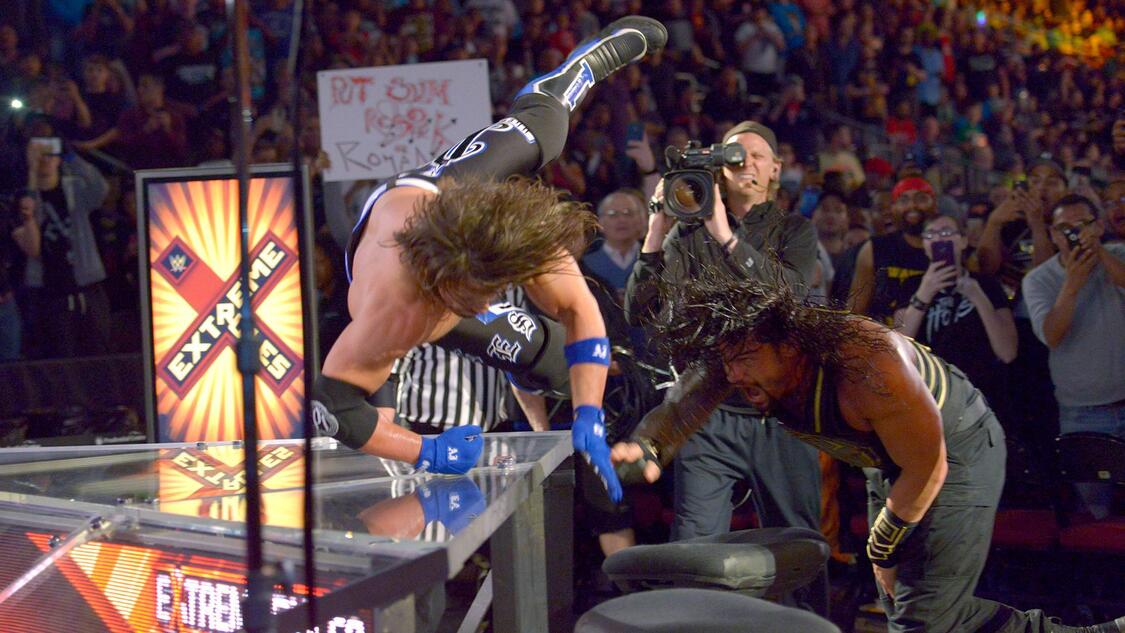 WWE Photo