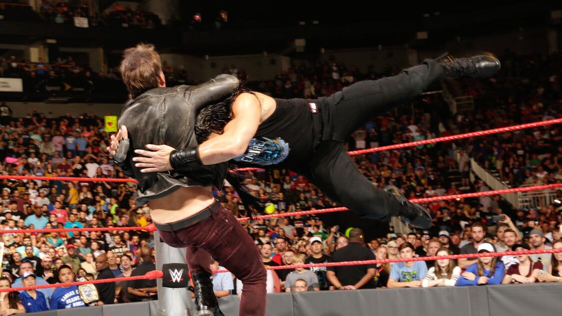 WWE Photo
