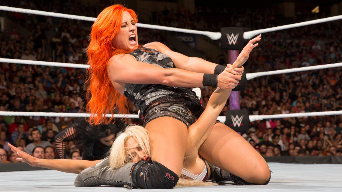 WWE Photo
