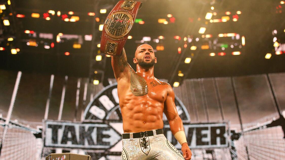 WWE Photo
