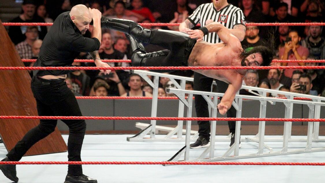 WWE Photo