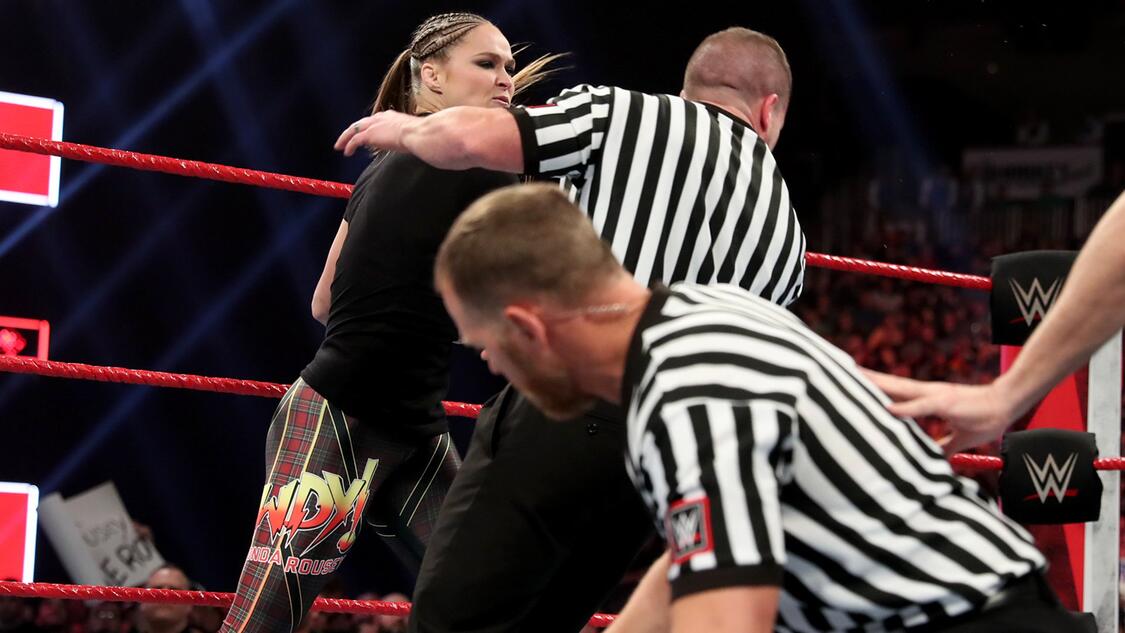 WWE Photo