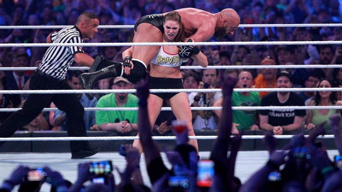 WWE Photo