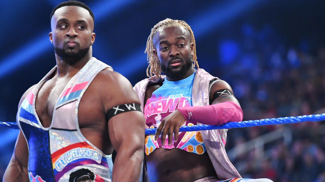 Kofi Kingston reveals new blond hair color on Friday Night SmackDown | WWE