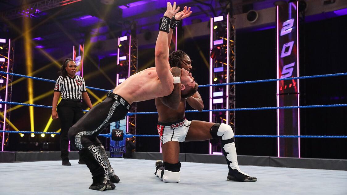 WWE Photo