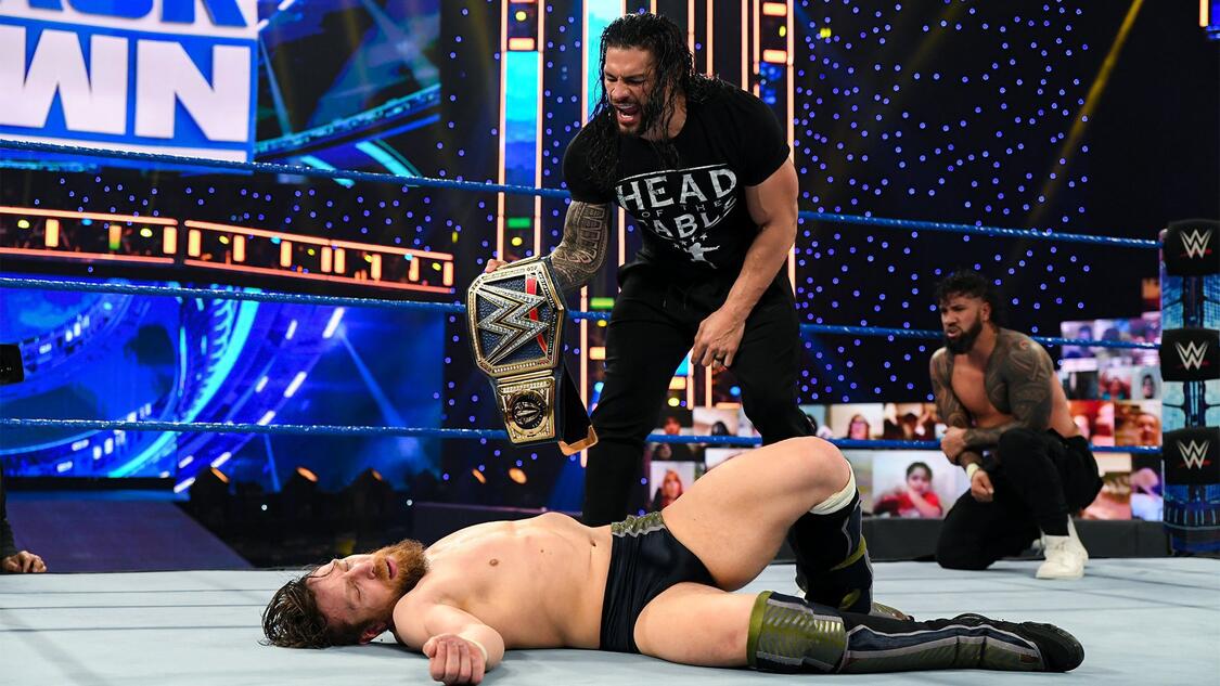 WWE Photo