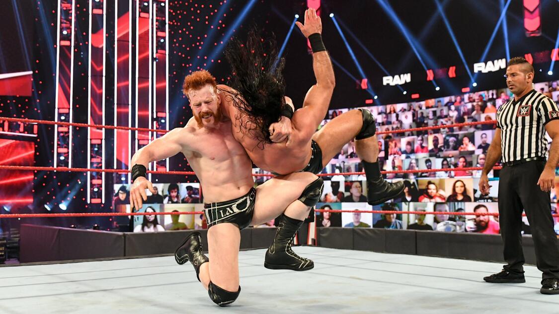 WWE Photo