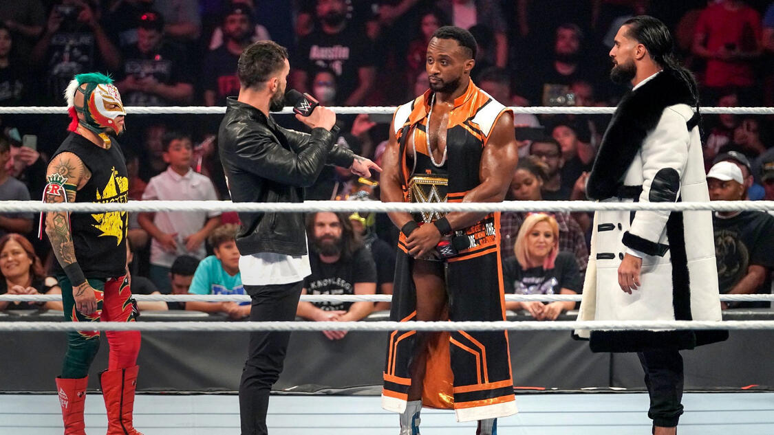 Rollins, Mysterio, Bálor and Owens step to Big E: Raw, Oct. 25, 2021