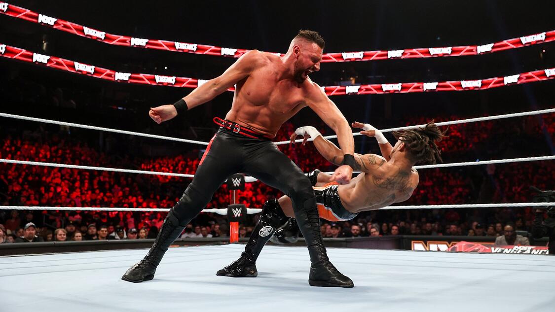WWE Photo