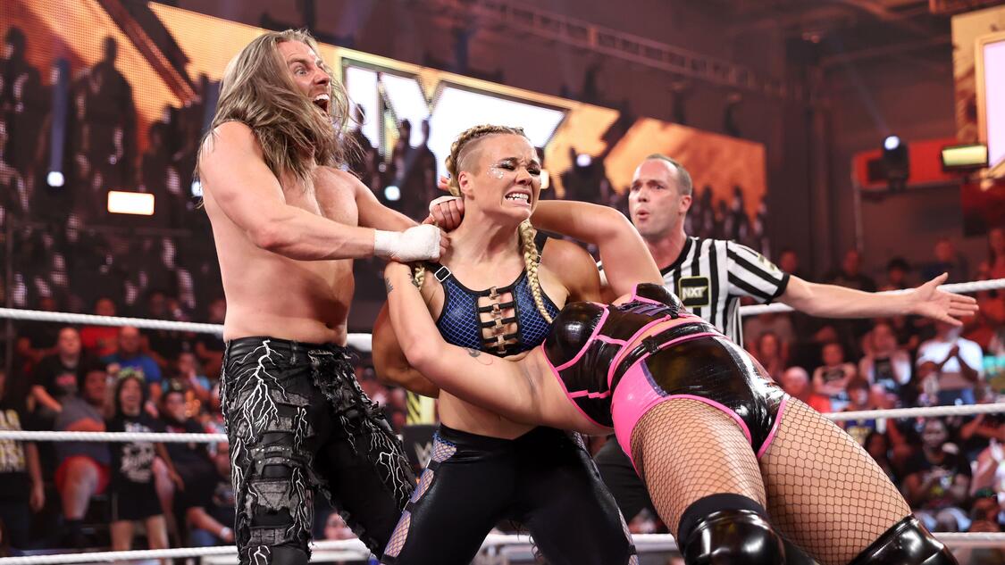 WWE Photo