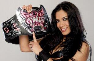 Melina's time to shine | WWE