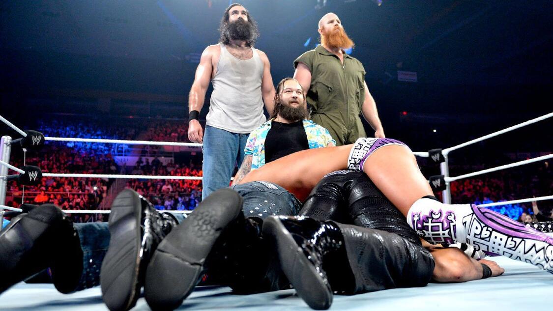 WWE Photo