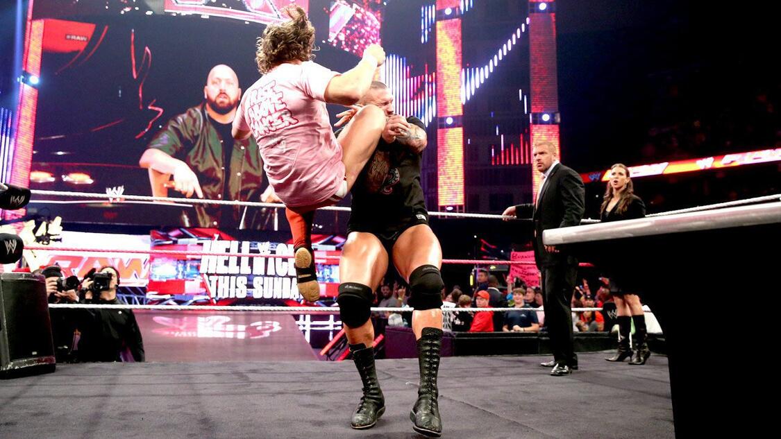 WWE Photo