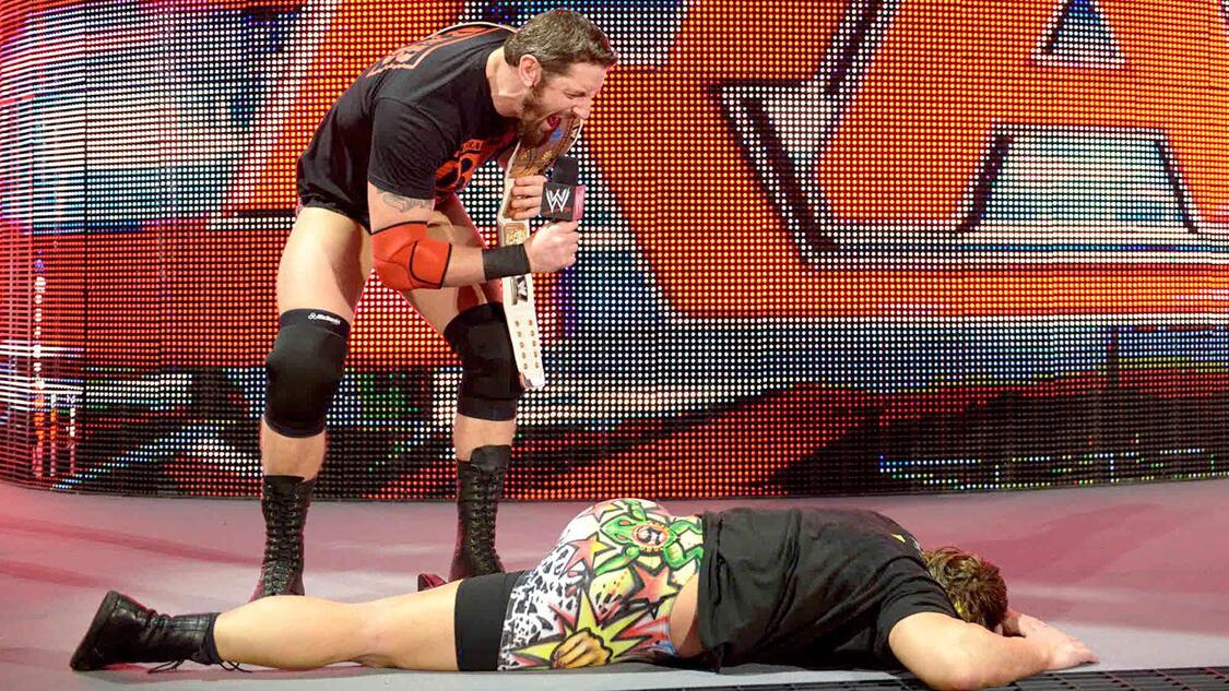 WWE Photo