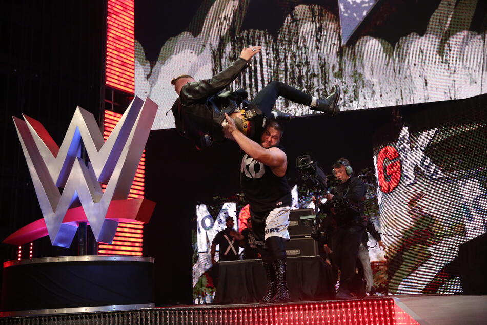 WWE Photo