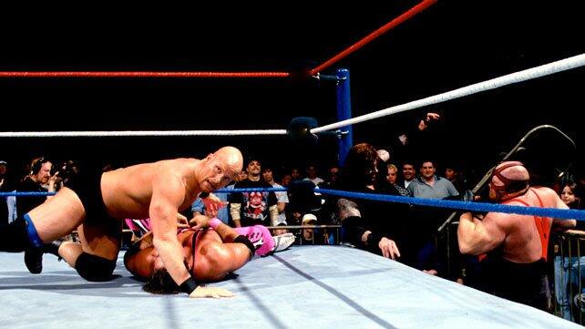 WWE Photo