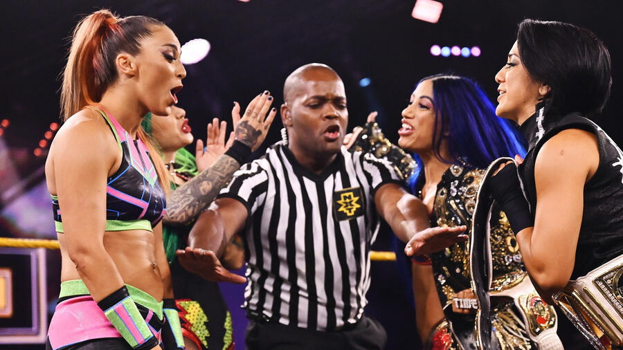 Bayley & Sasha Banks vs. Tegan Nox & Shotzi Blackheart – Women's ...