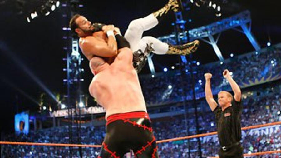 Kane def. ECW Champion Chavo Guerrero (New Champion) | WWE