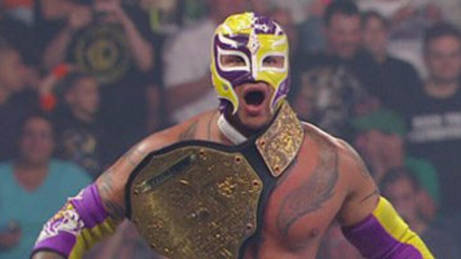 Rey Mysterio won the World Heavyweight Championship Fatal 4-Way Match | WWE