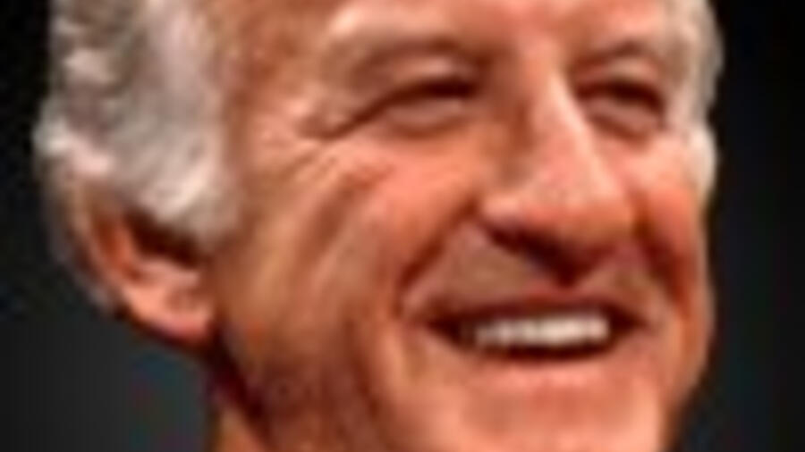 Bob Uecker to be inducted into WWE hall of fame